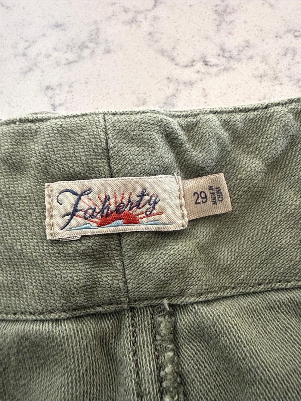 Faherty High-Rise Olive Green Cargo Shorts for Women - Picture 2 of 8